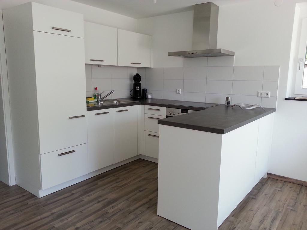 Teck-Apartment كيرشهايم أونتر تيك الغرفة الصورة